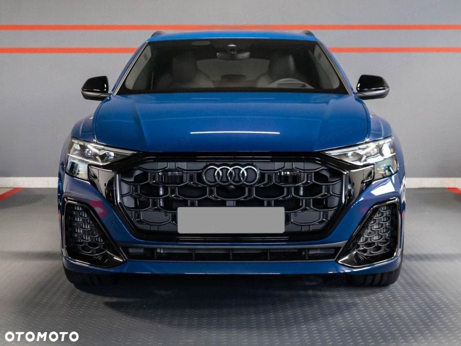 Audi Q8 - 6