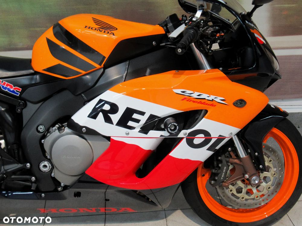 Honda CBR - 17