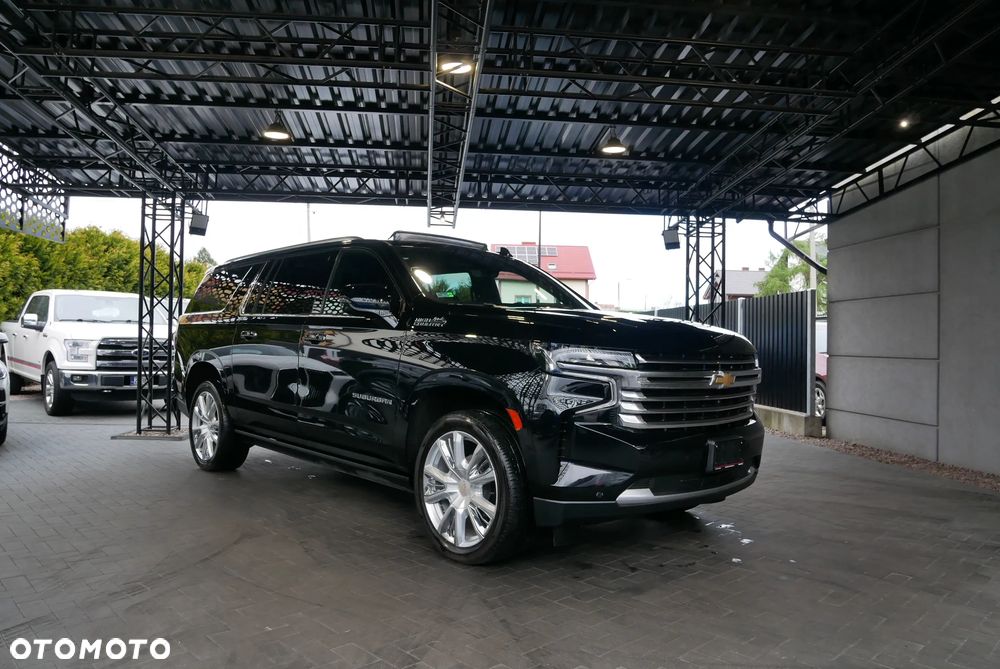 Chevrolet Suburban - 2