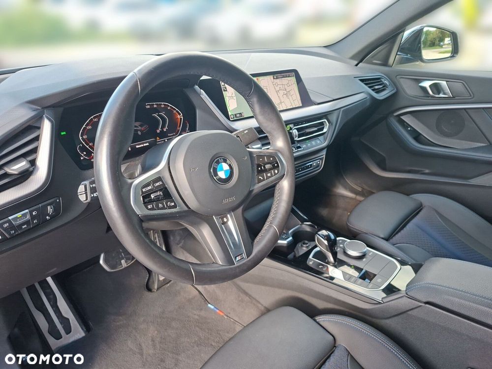 BMW Seria 2 218i M Sport - 11