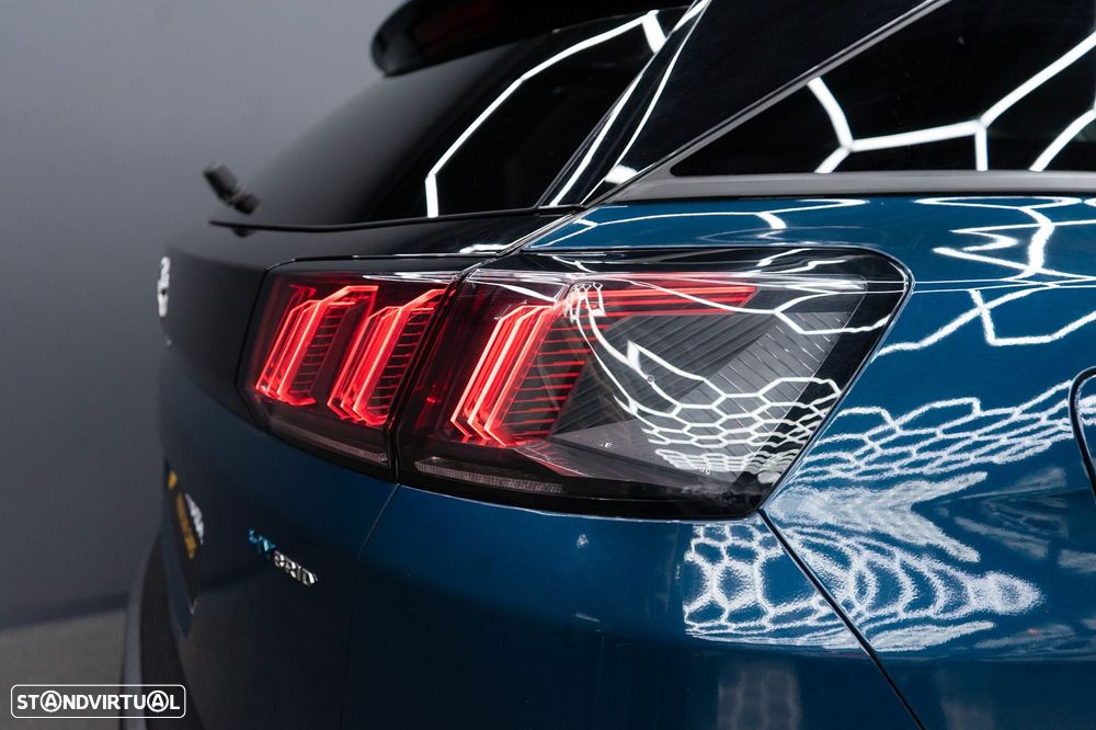 Peugeot 3008 1.6 Hybrid Allure Pack e-EAT8 - 49