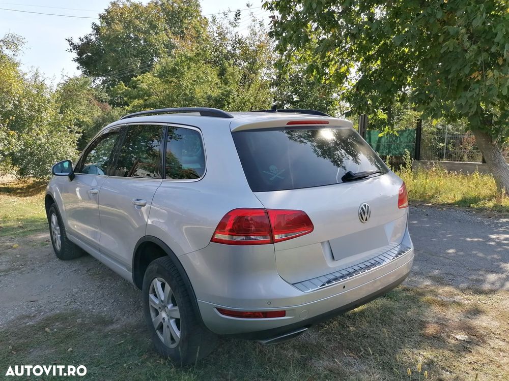 Volkswagen Touareg 2011 photo 2