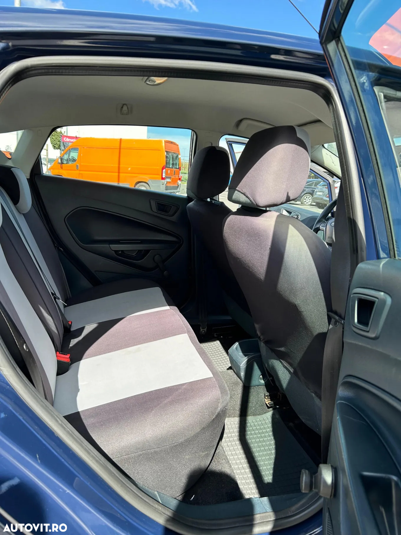 Ford Fiesta - 15
