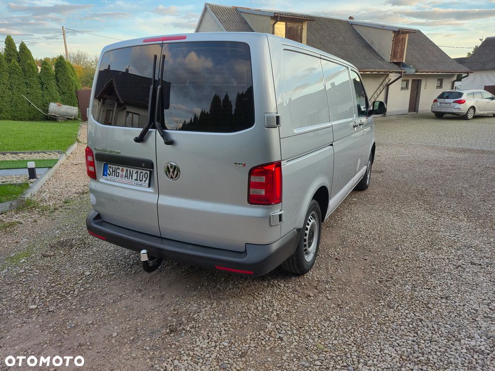 Volkswagen Transporter - 7