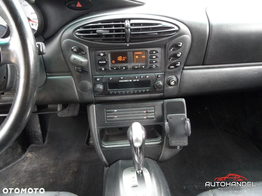 Porsche Boxster - 22