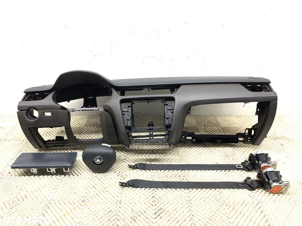 KOKPIT PODUSZKI PASY KOMPLET  SKODA OCTAVIA III Combi (5E5, 5E6) 2012 - 2022 2.0 TDI / TDI RS 4x4 - 1