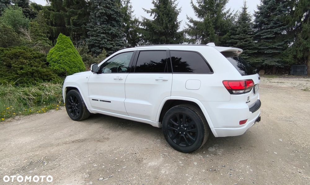 Jeep Grand Cherokee - 3
