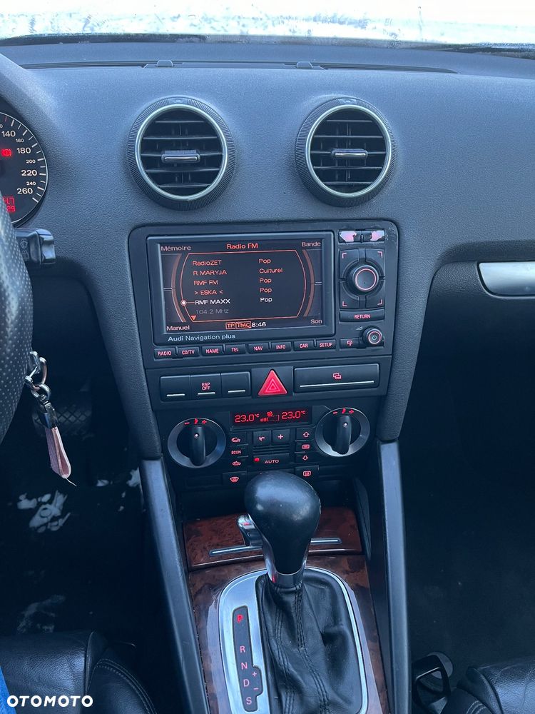 Audi A3 Sportback 2.0 TDI DSG S line Sportpaket plus - 9