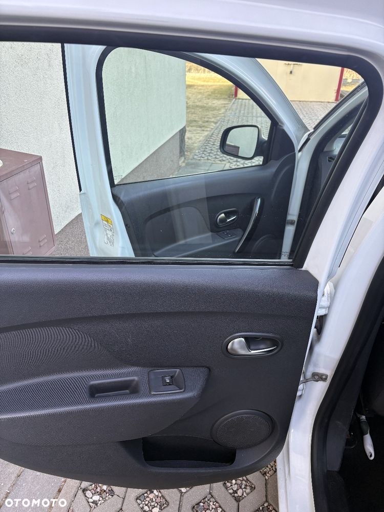 Dacia Logan - 5