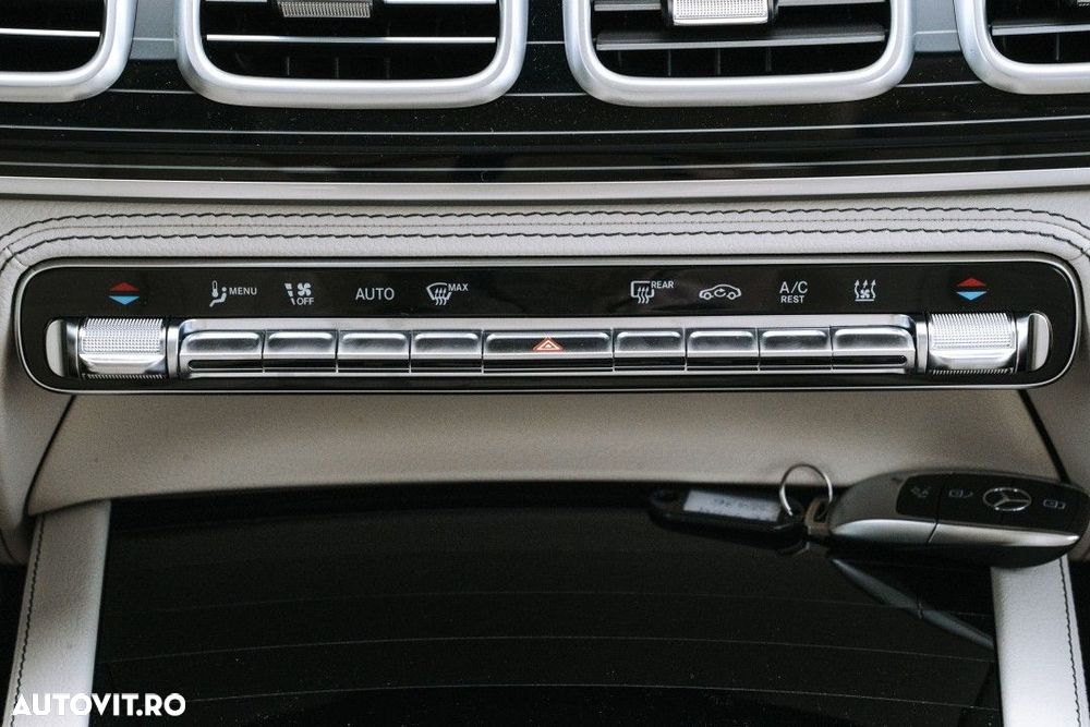 Mercedes-Benz GLE - 31