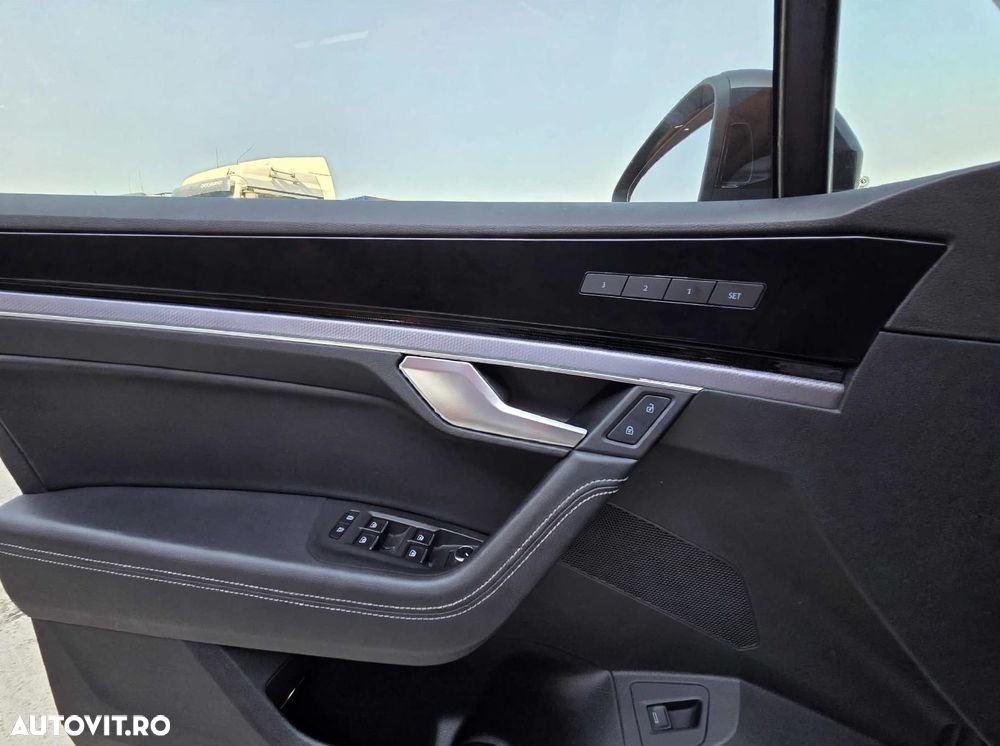Volkswagen Touareg V6 TDI 4MOTION R-Line - 21