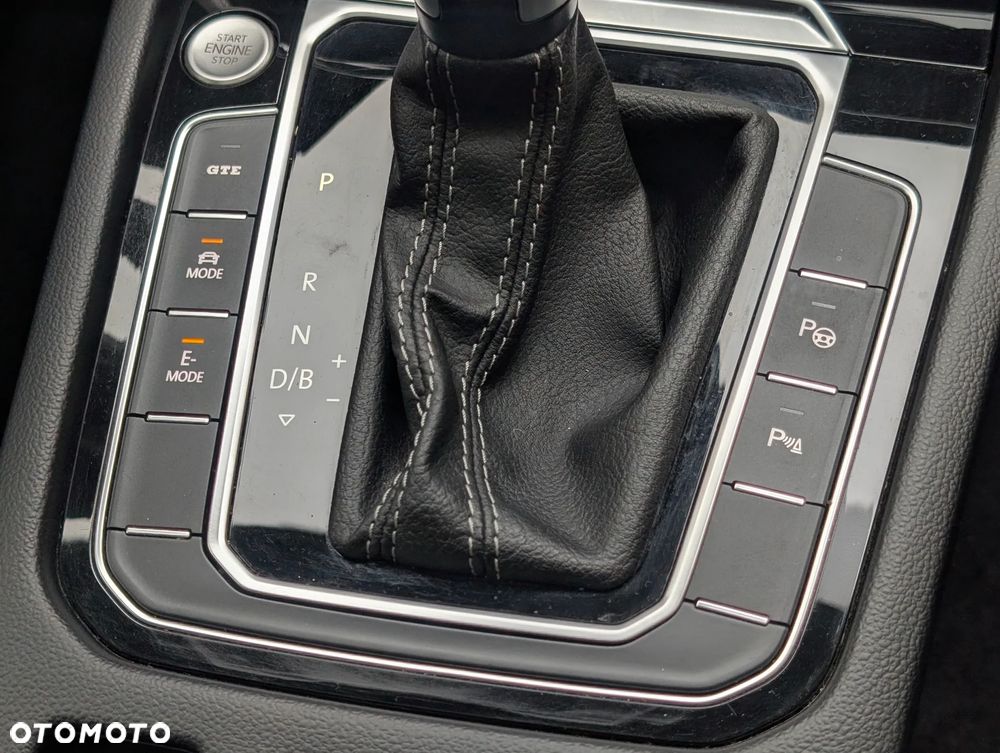 Volkswagen Arteon 1.4 eHybrid OPF DSG R-Line - 24
