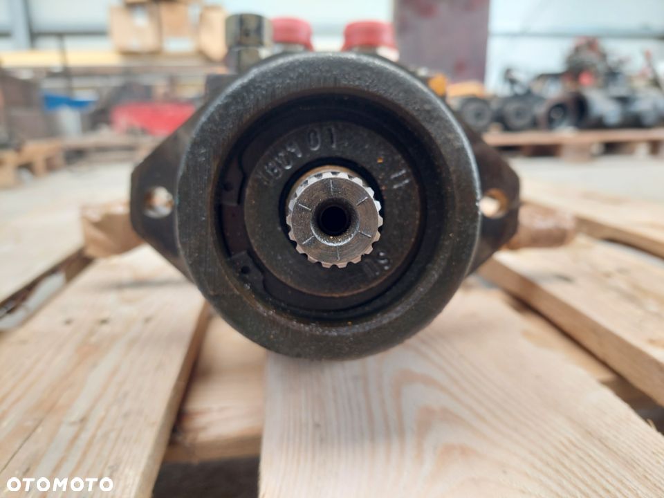 Silnik obrotu Liebherr R900 FMF 032 [HYD 21063] - 8