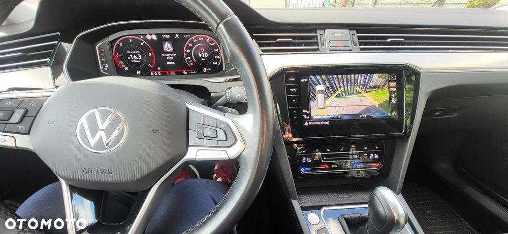 Volkswagen Passat 2.0 TDI Elegance DSG - 11