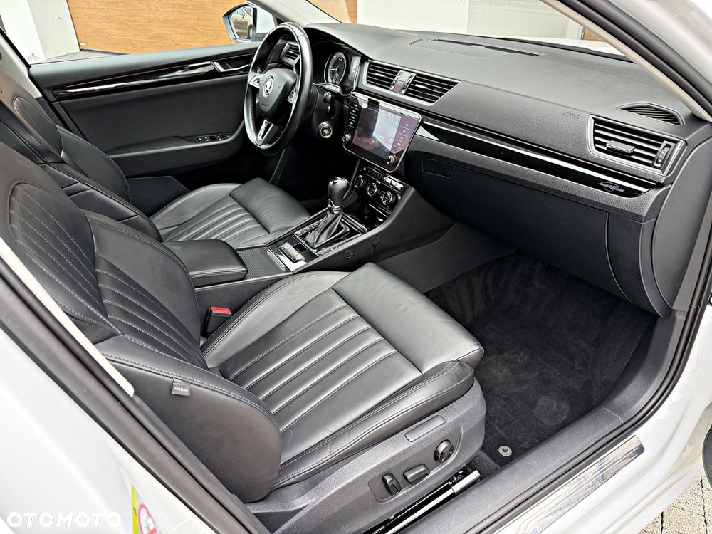 Skoda Superb 2.0 TDI DSG L&K - 22
