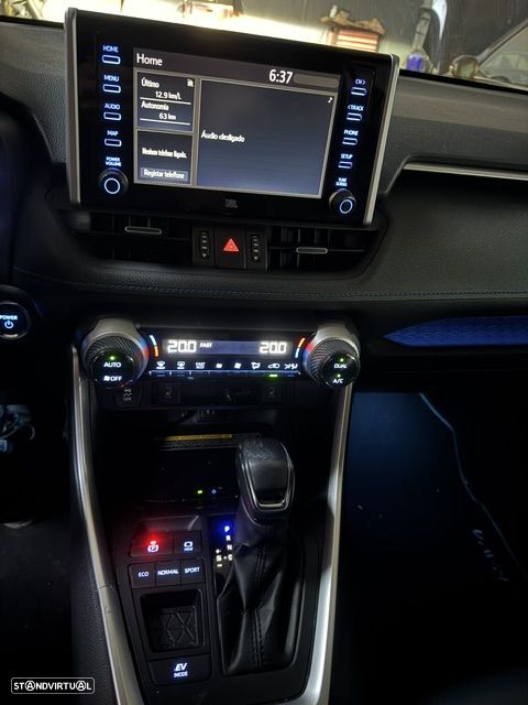Toyota RAV4 2.5 HDF Square Collection - 13