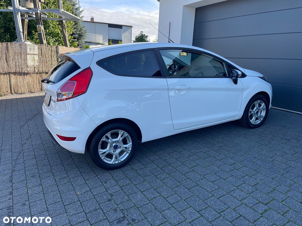 Ford Fiesta 1.25 Celebration - 28