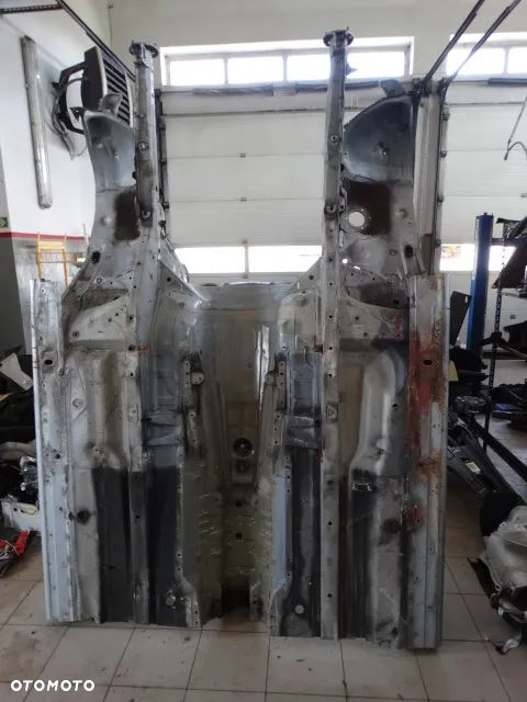 BMW e39 Oryginał Podłoga Progi Super stan - 9