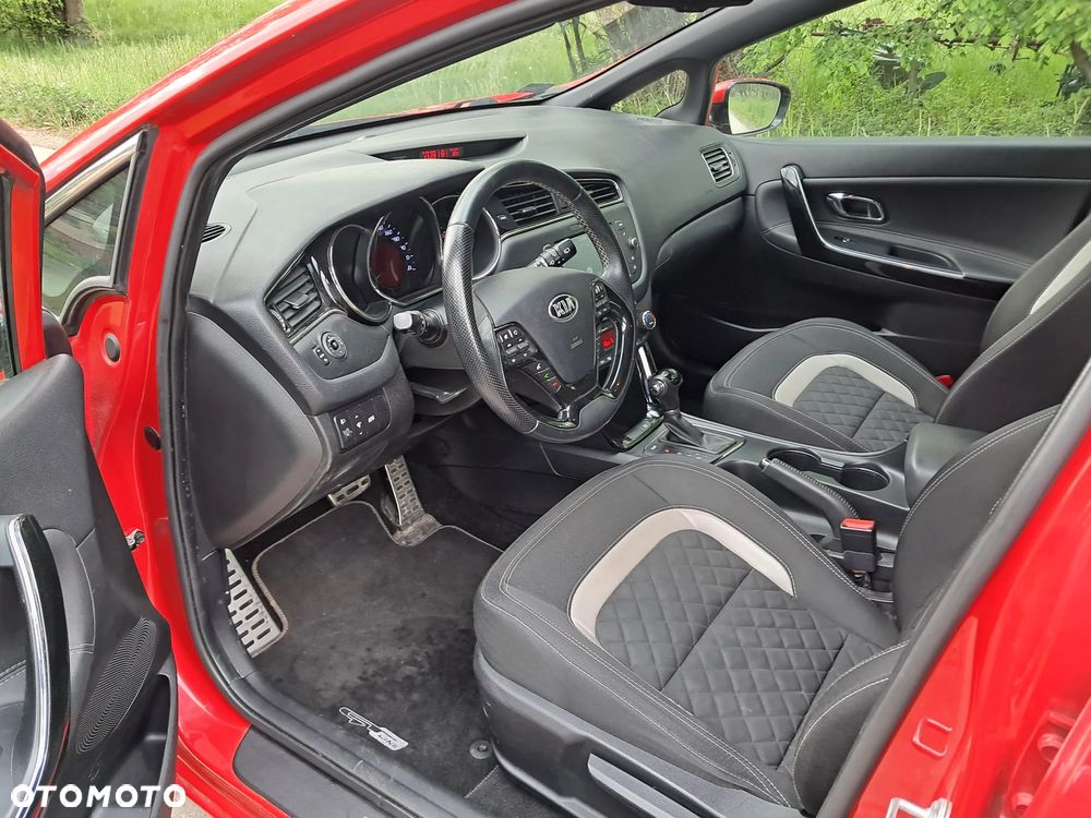 Kia Ceed 1.6 CRDi GT Line DCT - 24