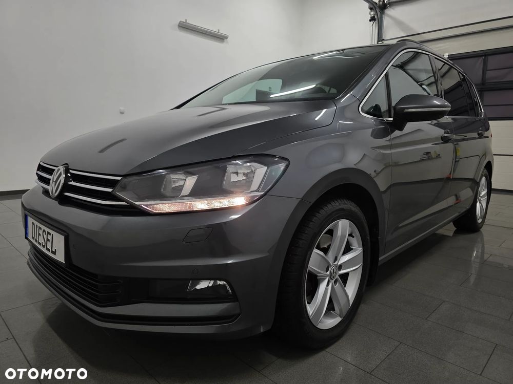 Volkswagen Touran - 2