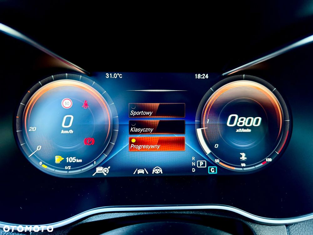 Mercedes-Benz GLC 220 d 4Matic 9G-TRONIC AMG Line Plus - 29
