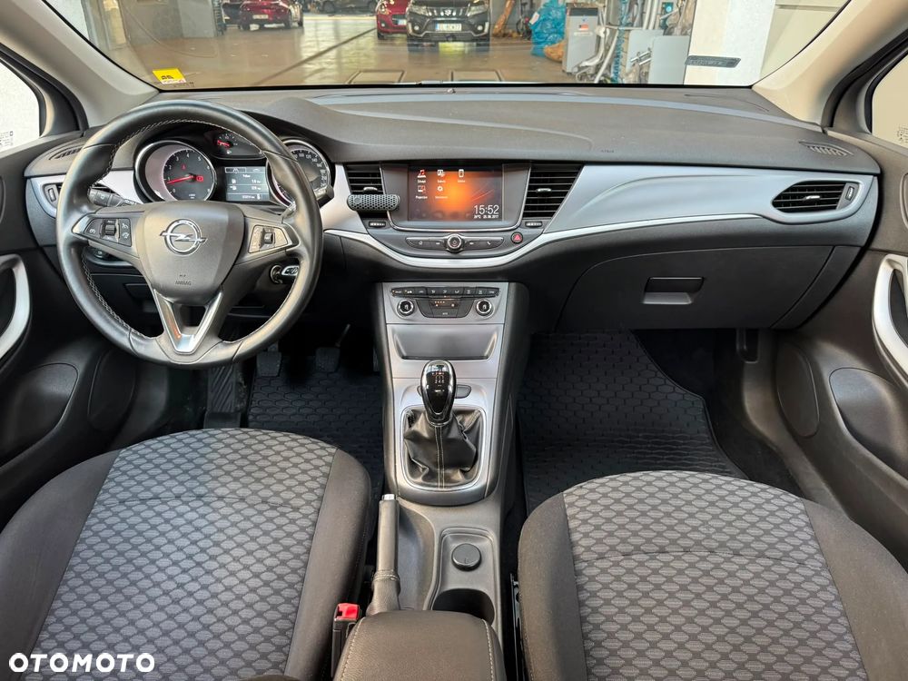 Opel Astra 1.4 T Dynamic - 7