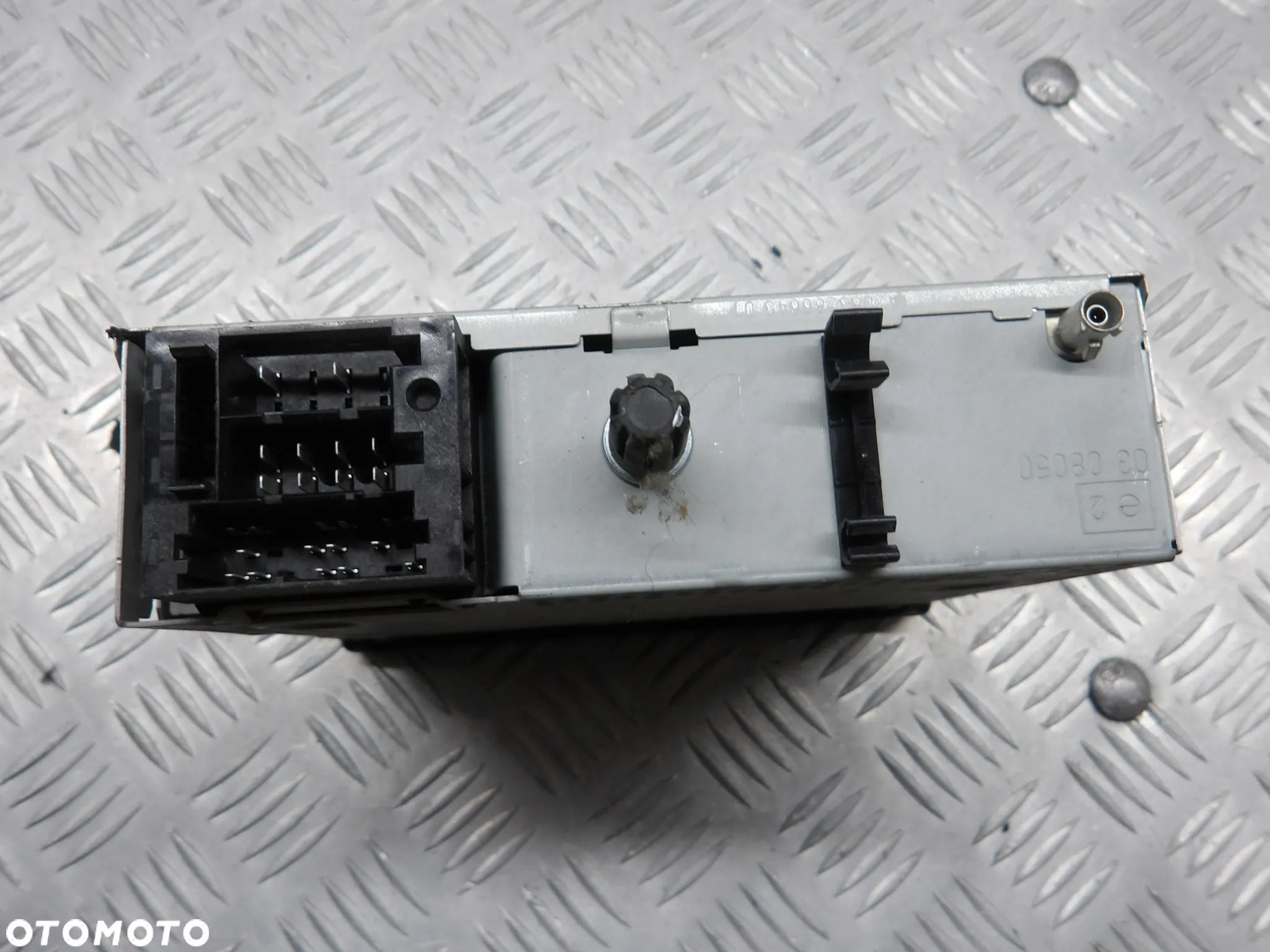 RENAULT KANGOO II 08-12 RADIO 281157520R - 3