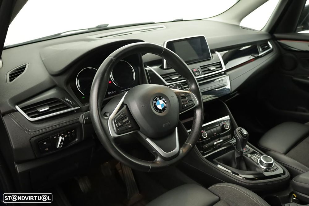 BMW 216 Active Tourer d Line Sport - 7