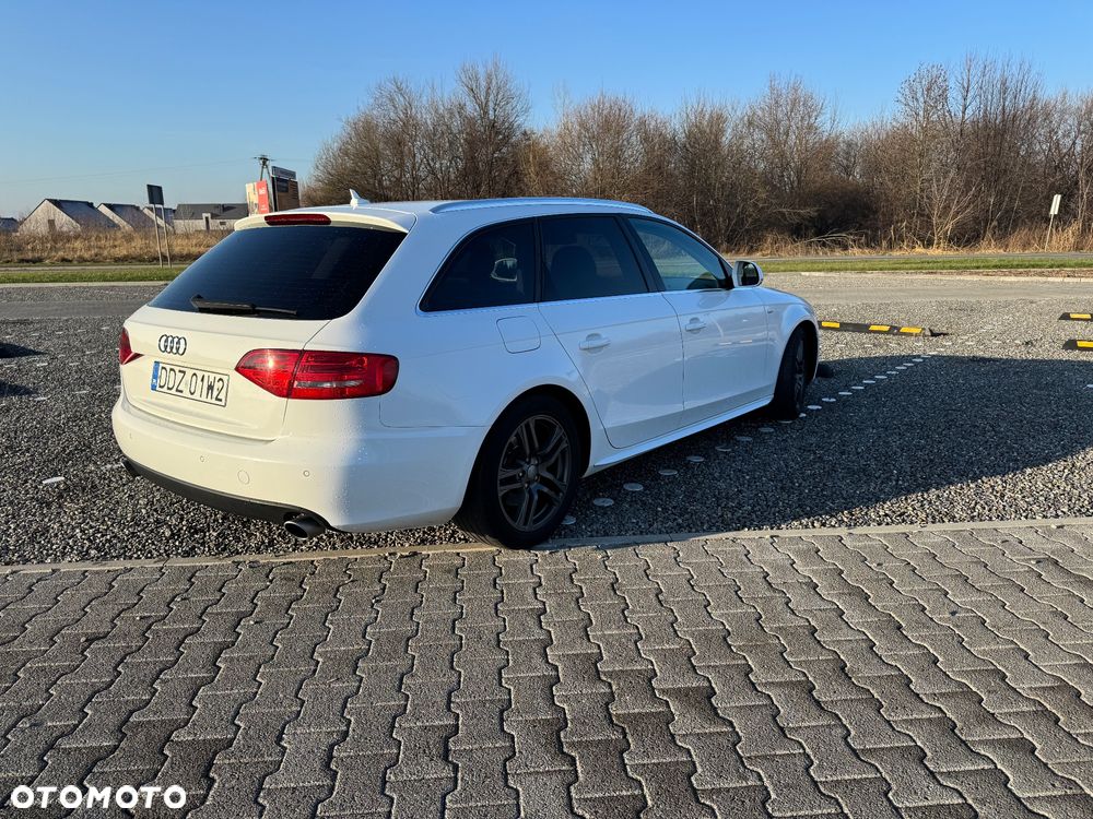 Audi A4 Avant 3.0 TDI DPF quattro tiptronic Attraction - 5