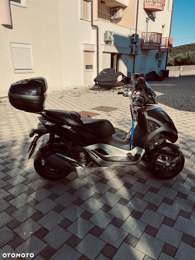 Piaggio MP-3 - 6