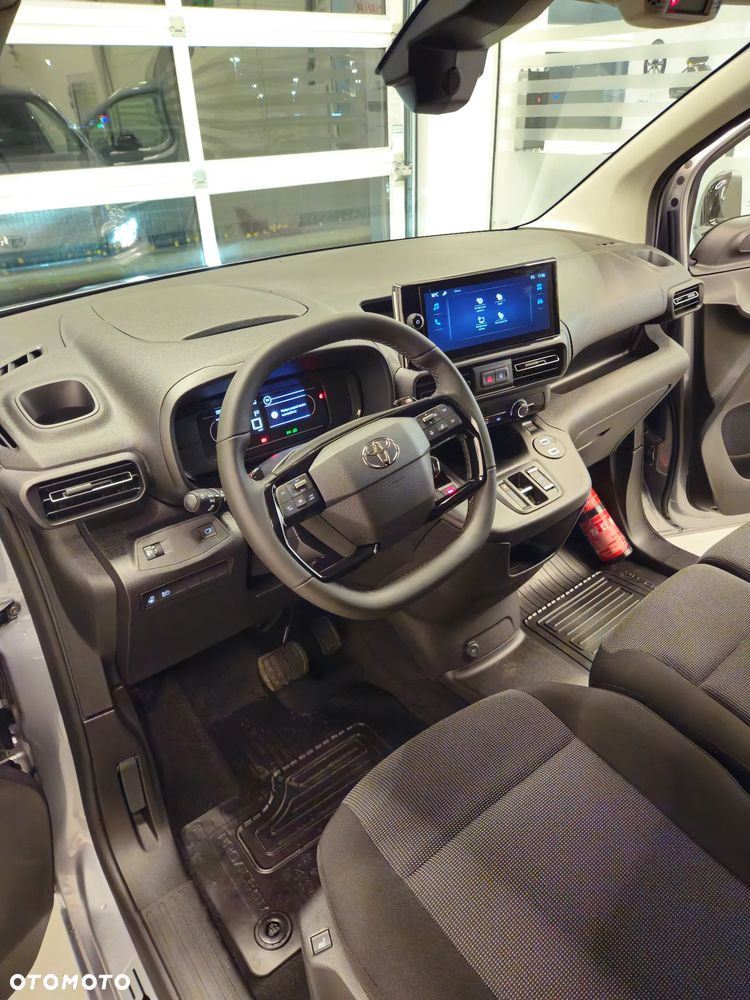 Toyota Proace City - 12