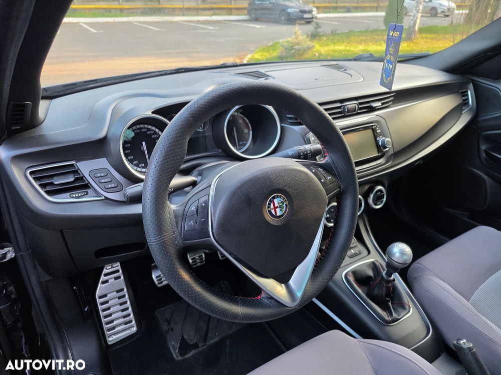 Alfa Romeo Giulietta 2.0 JTDM 16V Sport - 13
