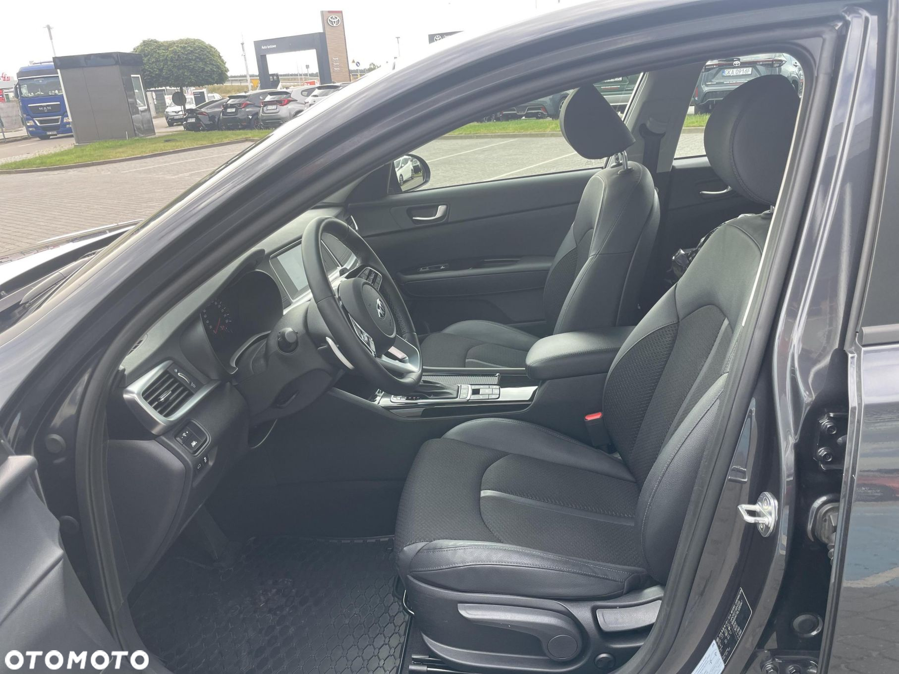 Kia Optima 1.6 T-GDI L DCT - 12