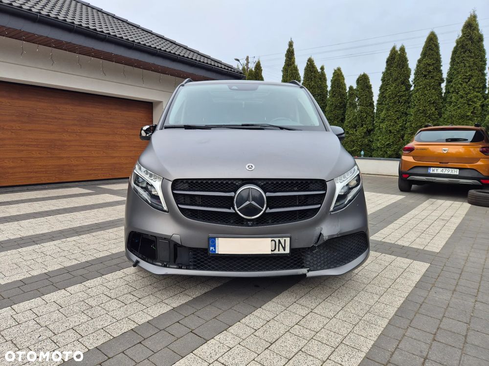 Mercedes-Benz Klasa V - 4