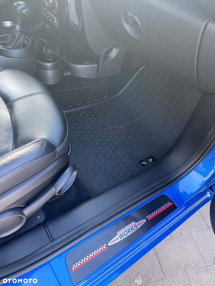 MINI John Cooper Works - 10