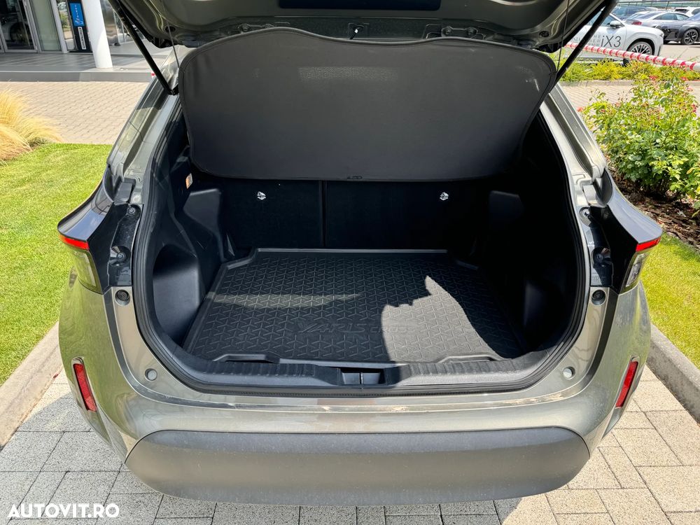 Toyota Yaris Cross 1.5 VVT-i Team Deutschland - 28