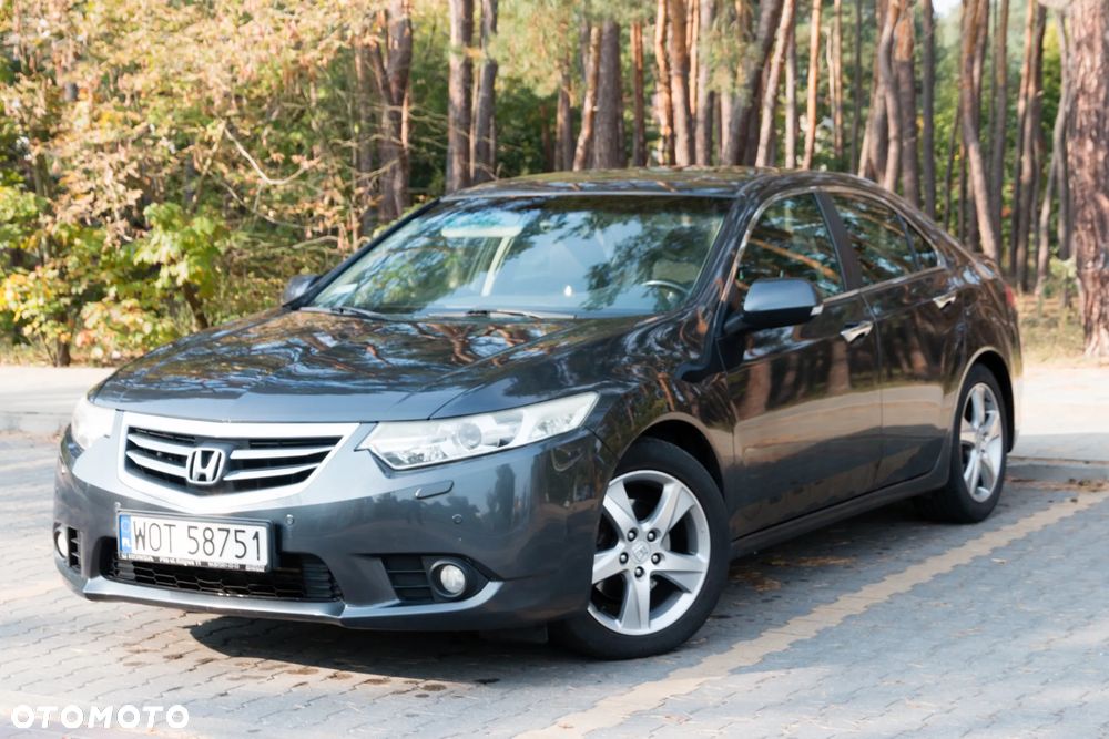 Honda Accord 2.0 Lifestyle - 1