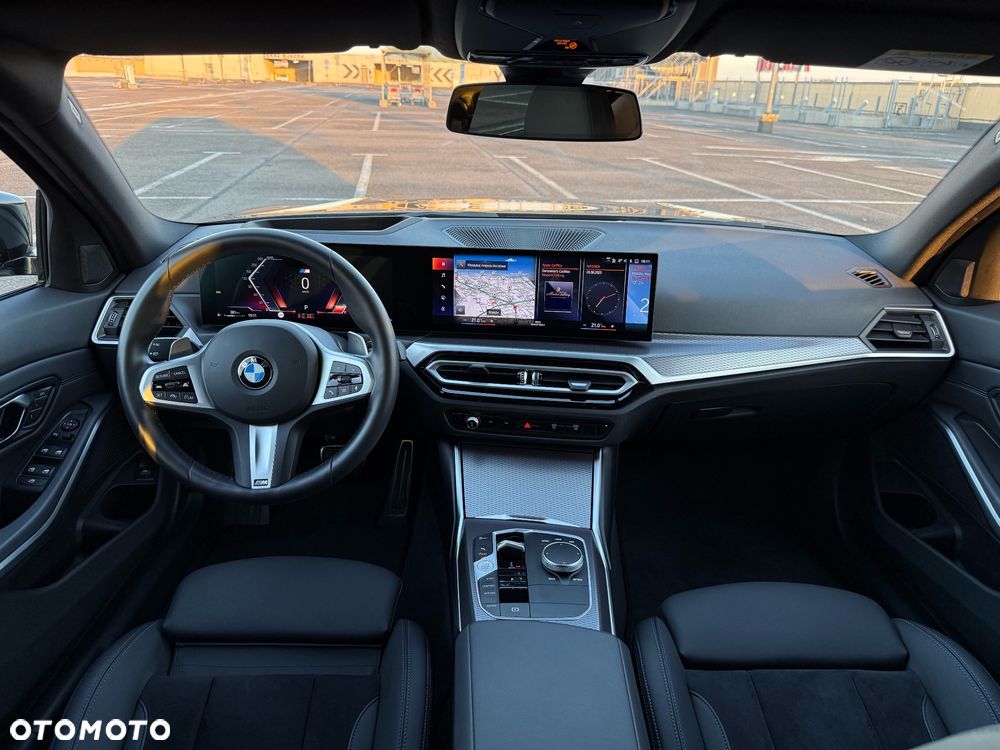 BMW Seria 3 318i Touring M Sport - 15