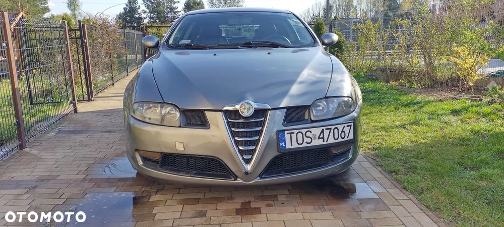 Alfa Romeo GT 1.9JTD 16V Distinctive - 6