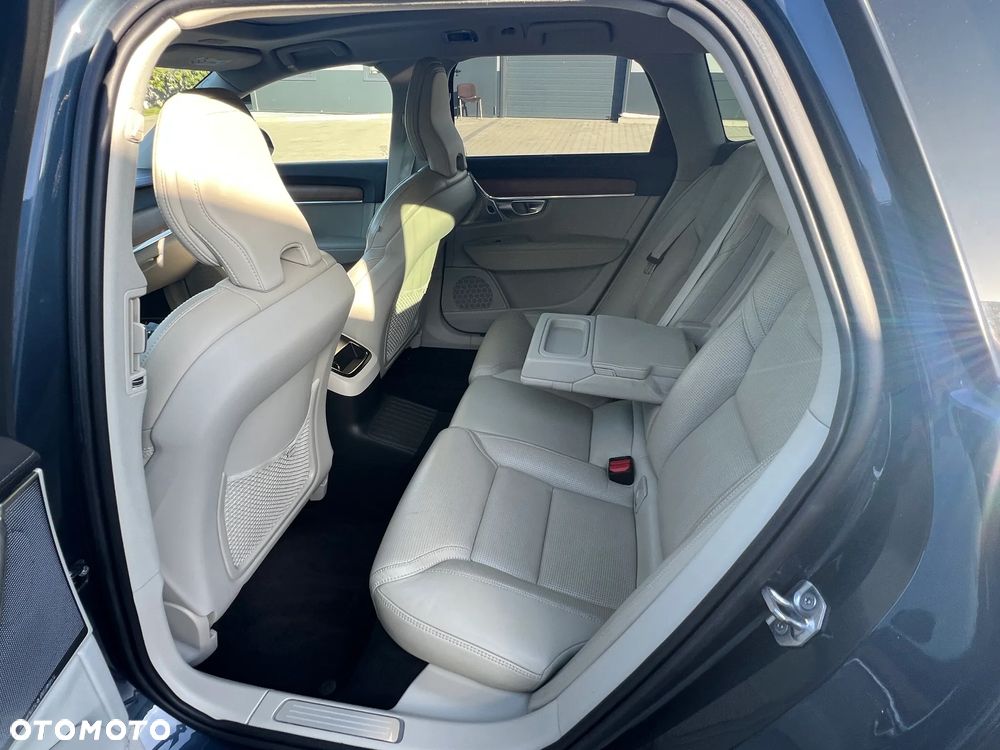 Volvo V90 - 11