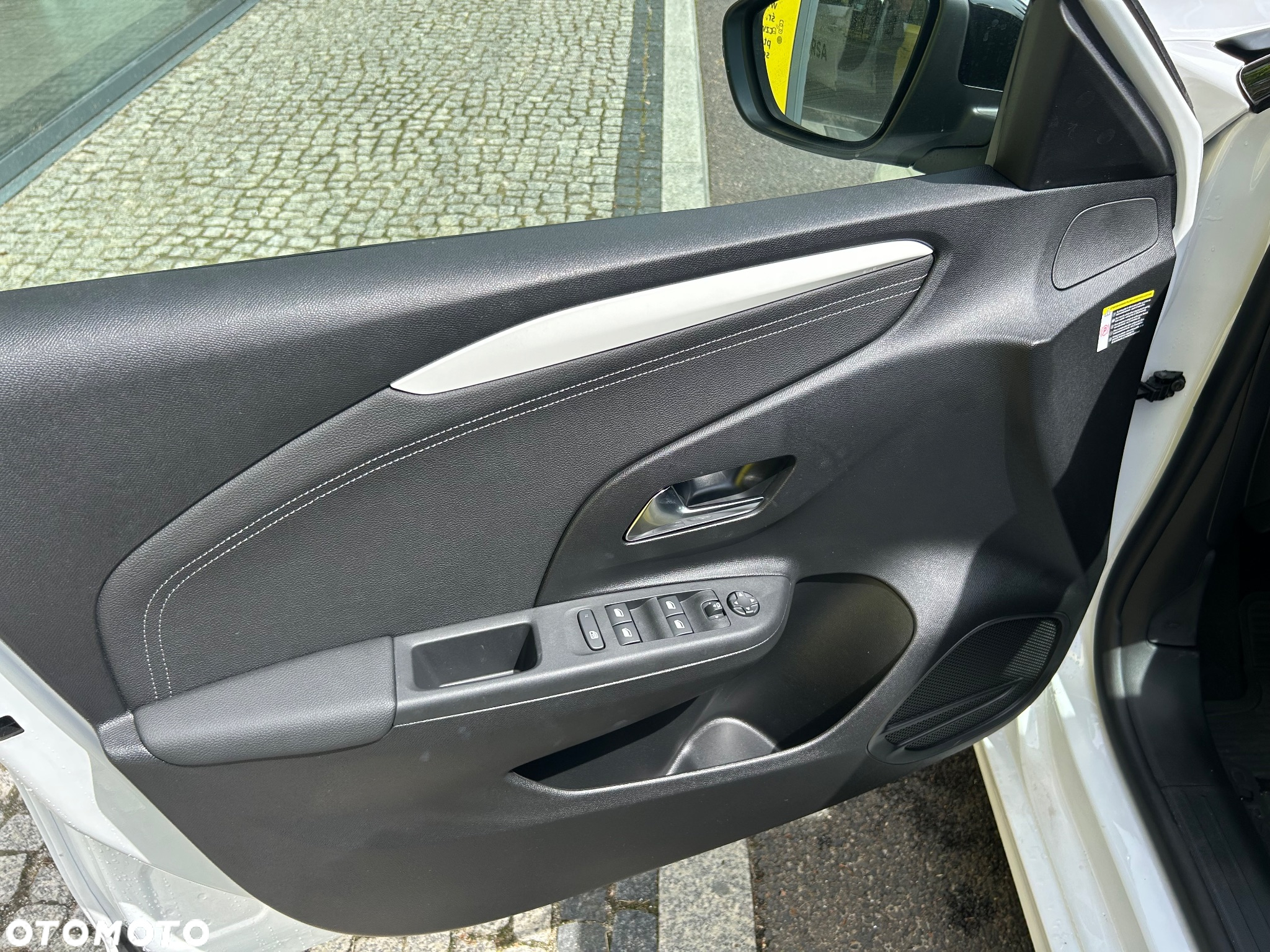 Opel Corsa 1.2 GS S&S - 13