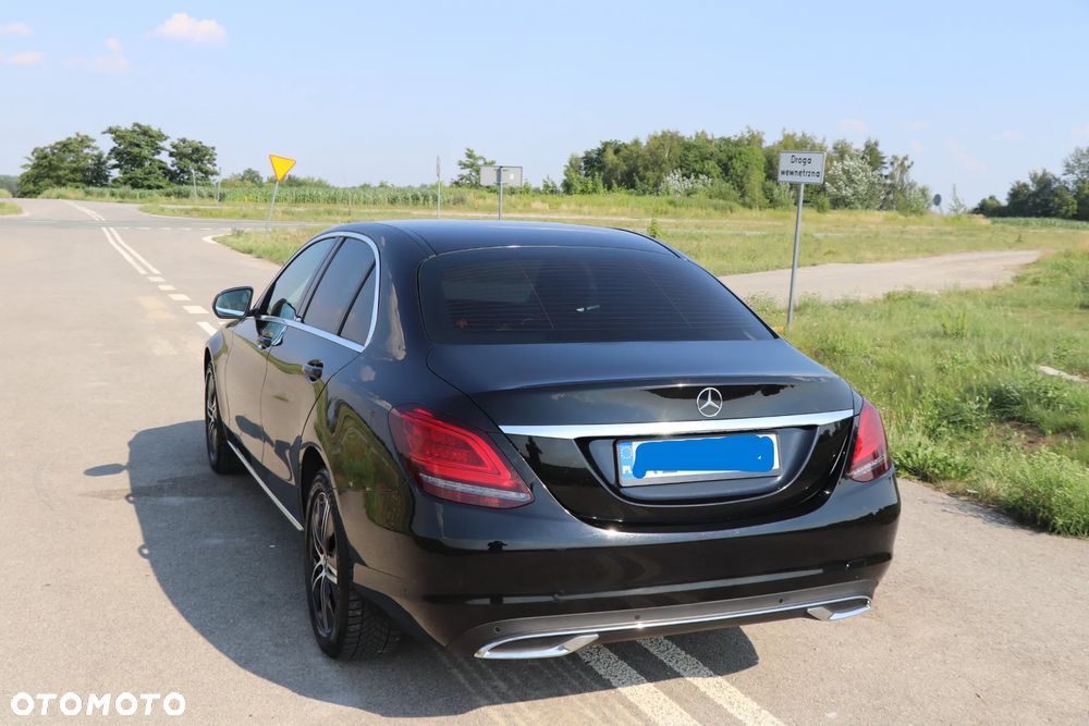 Mercedes-Benz Klasa C 160 Business Edition 9G-TRONIC - 23