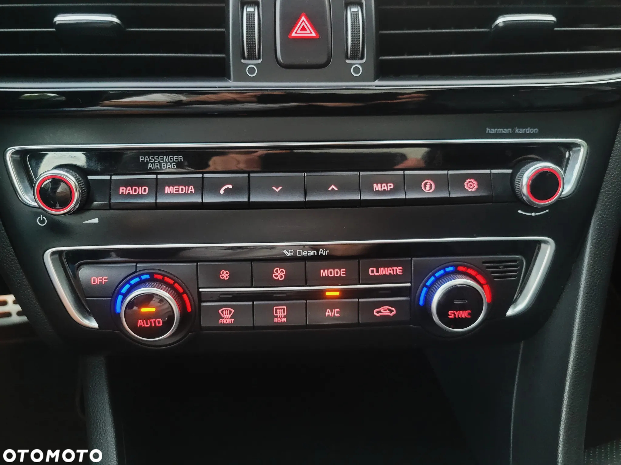 Kia Optima 1.7 CRDI XL DCT - 24