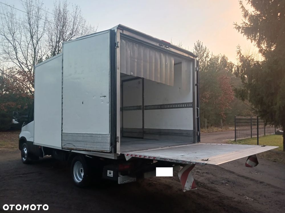 Iveco Daily 35C14 2.3 140 KM 2018r SALON Izoterma Chłodnia Mroźnia Agregat zasilanie zew. 250 tyś km - 15