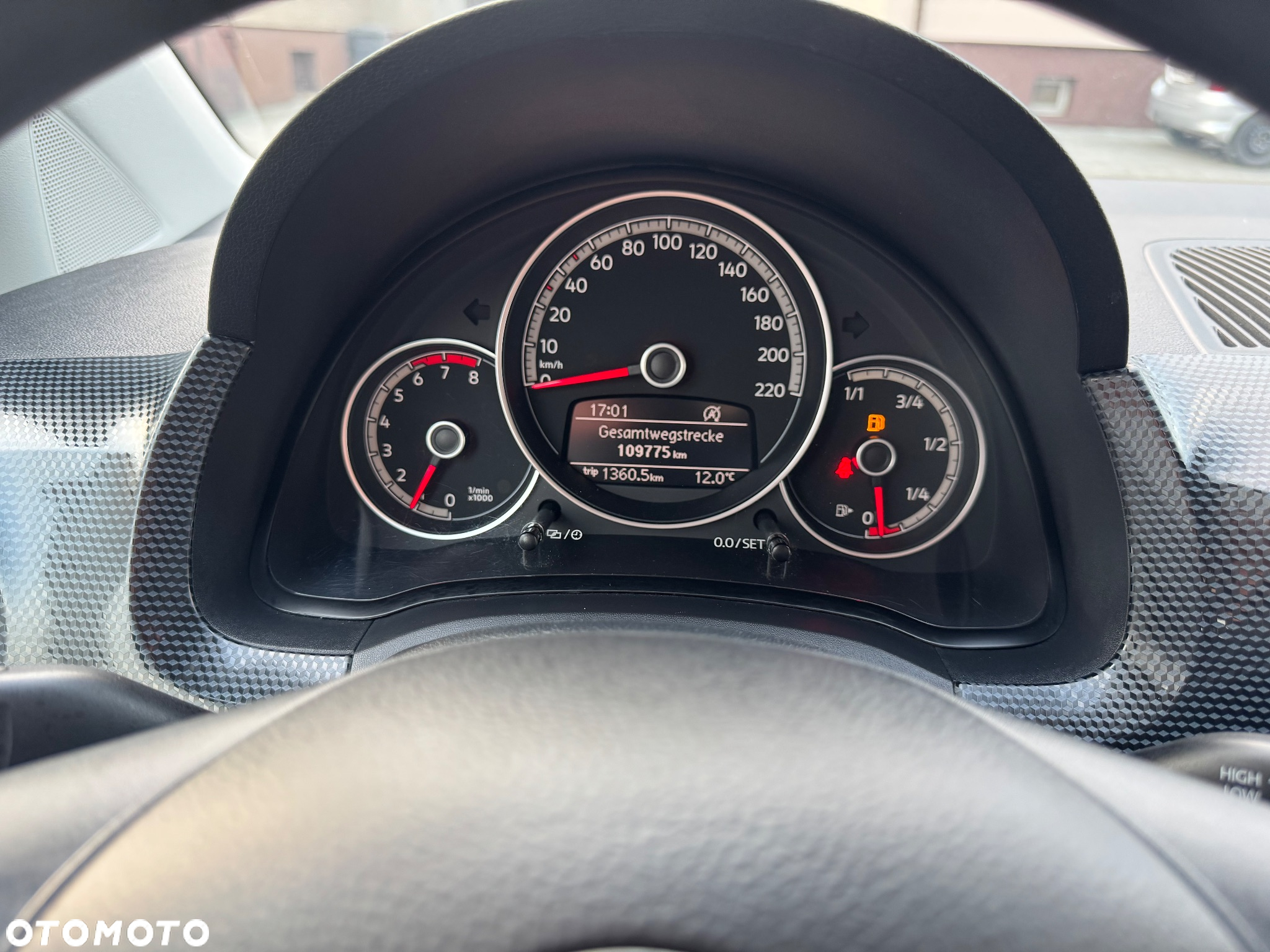 Volkswagen up! 1.0 move - 17