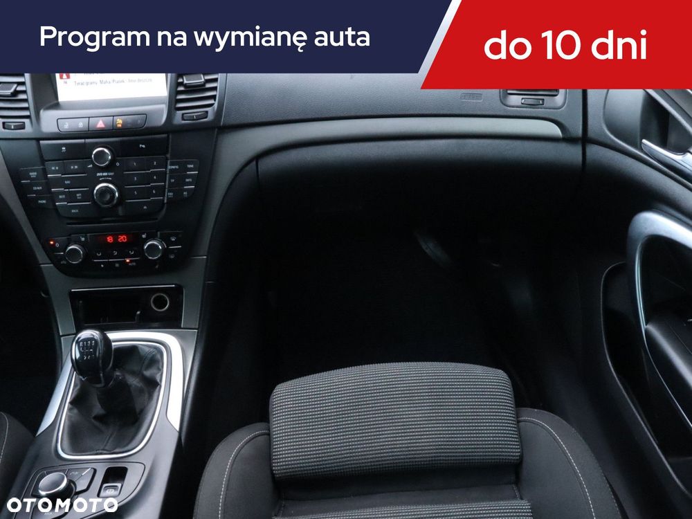 Opel Insignia - 10
