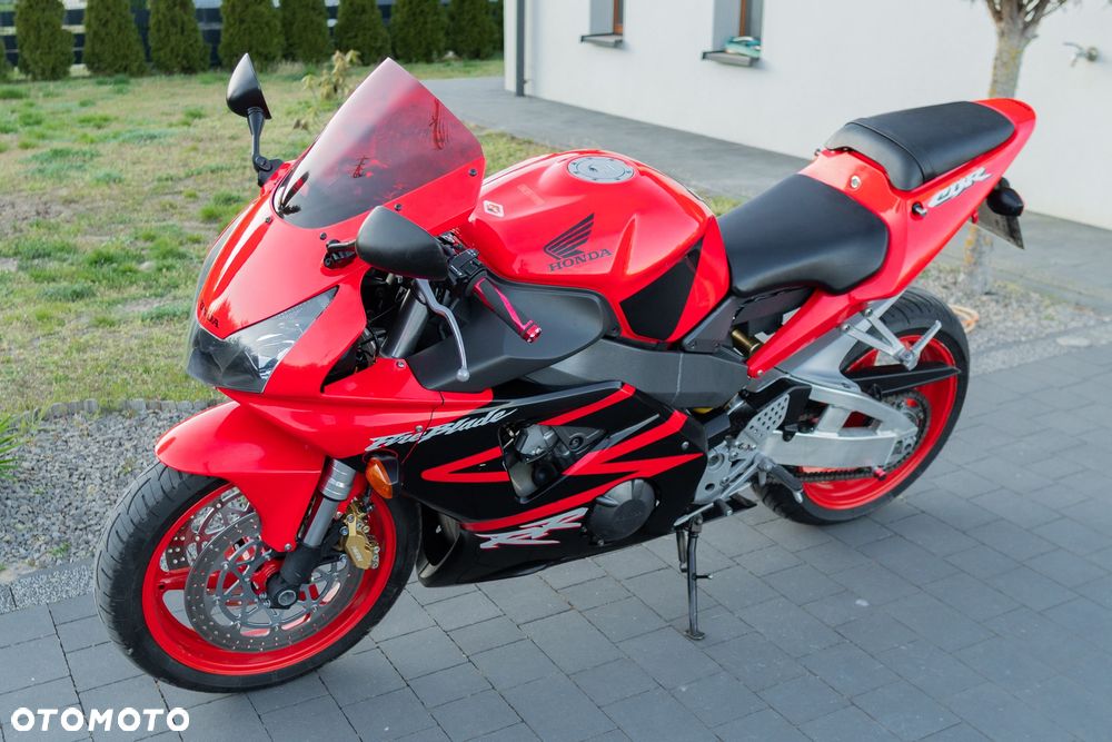 Honda CBR - 7
