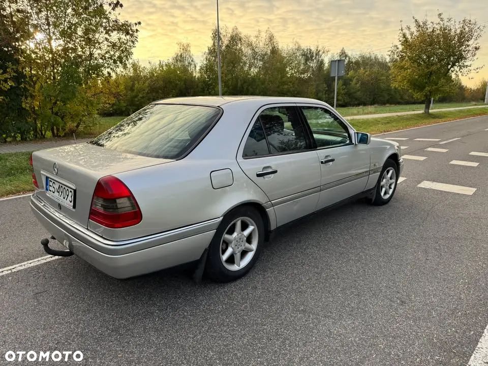 Mercedes-Benz Klasa C 220 D Elegance - 7