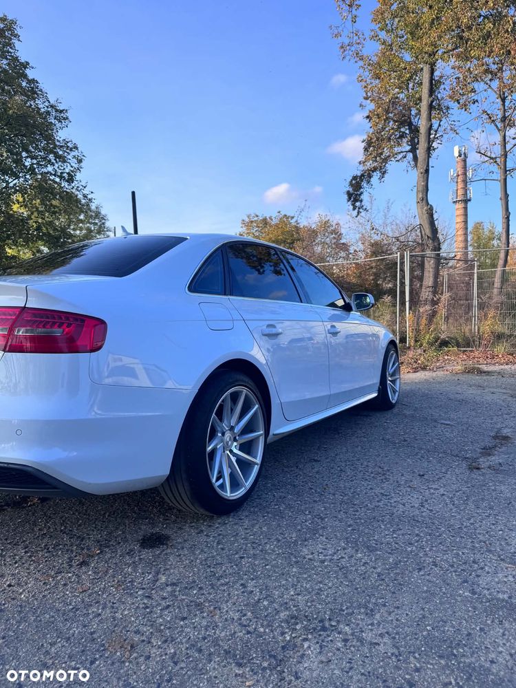 Audi A4 2014 photo 4