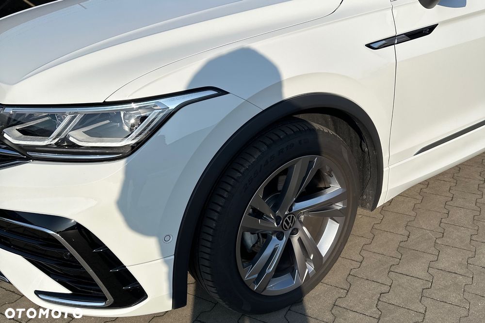 Volkswagen Tiguan - 11